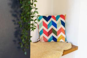 Spacious 4 Bedroom House by Oxford Train Station