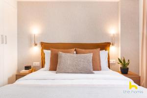 Modern 1-BDR Apt Near Acropolis With Sunny Balcony