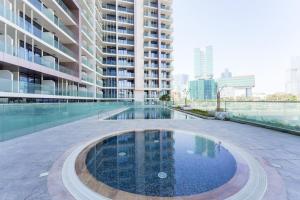 Premium Studio with Balcony, Walking Distance to ADGM & Cleveland Clinic