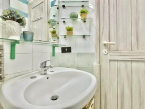 Studio 3 beds in Marinella just 150 mt from the sea