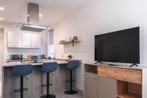 Modern Central Apartment Huntly