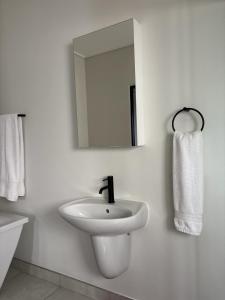 The Dream Escape At The Blyde - Lagoon Facing 3 Bedroom Apartment