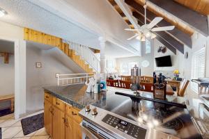 Mammoth View Villas 30