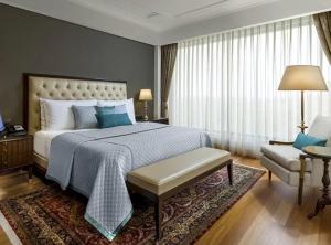 Hotel Velocity Near Aerocity Delhi IGI Airport With- Free Pickup