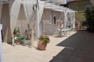 AVLI Sarti Studios & Apartments no 4