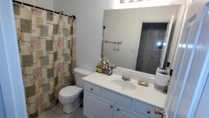 Kings Bay Private Room Shared Bathroom B
