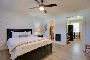 Sleek Huntsville Studio 3 Mi to Downtown