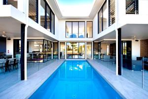 Bluewater Oasis - Heated Pool Cinema Room