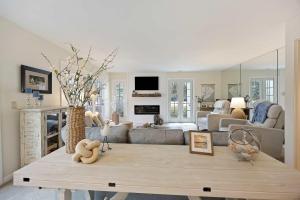 Serene Golf & Lagoon Escape 235 Evian Villa in Shipyard