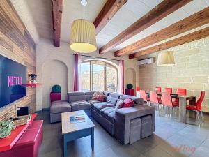 Mia - Your Gozo Haven with Pool