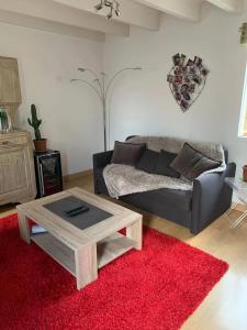 Maison cosy avec terrasse à Cognac, 44 m², jardin