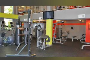 Snazzy 2BR Near Petco Park & Convention Center