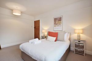 Spacious 3BR Central Pets Welcome