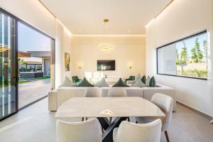 Beautiful Villa 15 min Center, Jacuzzi, Padel