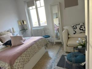 IDÉAL ART DÉCO compris un parking privé sécurisé Darcy Liberté centre Gare-Ville