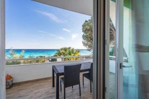 Seaside Villa Apartment with Beach Access