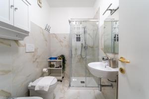 OurJoy & SkyJoy condo units - Via M Gioia, 47 - Strong WiFi, private parking, Central Station, Milan
