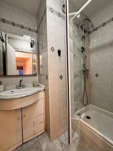 Paris View , Direct Access, Apartment 10 people