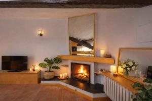 Design in legno & atmosfera calda Bilocale 20m dai Navigli