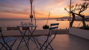 Coastal Modern Studio in Charaki Facing the Sea