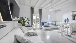 Premium Panormos Villa Escape with Swimming Pool