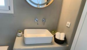 Scenic Seaview Studio Facing the Aegean