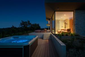 Villa bOx in Central Istria for 14 persons with wellness, 54 m2 heated pool, & kids playground