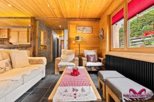 Chalet cosy Le Bouquetin jacuzzi et sauna idéal familles & couples vue imprenable