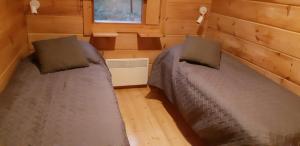 Pusikko - Cozy Lake Villa - Ice Swimming - Sauna - Fireplace - Barbeque Shed