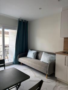 Bajondillo Marco Apartment