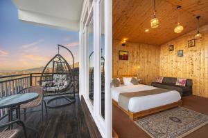 Gadegal Homestay Narkanda - Rooms & Pahadi Café
