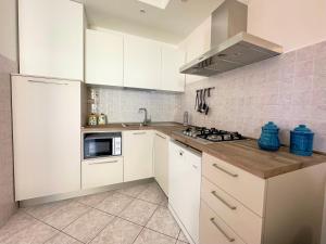 Rif. B16 - MEDITERRANEO