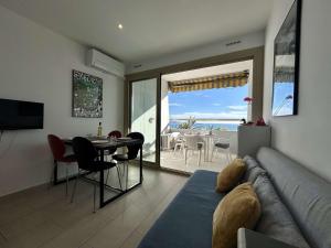 Studio moderne, 2 couchages, climatisé avec parking à Villeneuve Loubet Plage - FR-1-252A-19