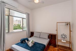 Gloria: Metro, AC e Pet Friendly, 4 Hospedes