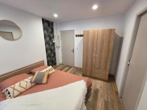 Le Sebastopol- Studio cosy en centre ville de Brioude