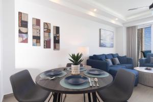 Encantame Towers Velero 1703