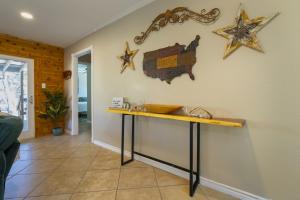 Hot Tub Game Room Detached Casita Fire Pit Private