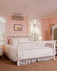 Summerhill Villa 9BR Montego Bay Retreat