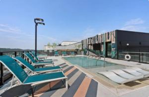 The Downtown Gem Modern Luxe Escape 4