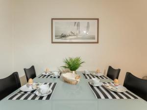 Apartment Zon & Zee by Interhome