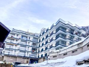 Apartment Flaminia-3 by Interhome