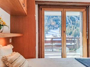 Apartment Le Sporting by Interhome