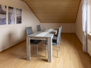 Apartment Helfrichs Ferienwohnung by Interhome