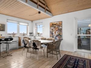 Holiday Home Tofan - 75m from the sea by Interhome