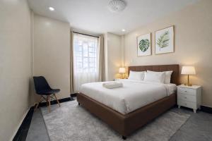 Naka Balcony Apartment with Amazing Lake View, GYM