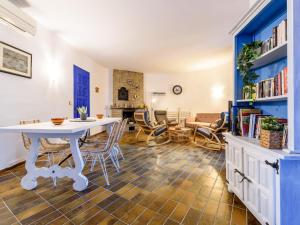 Holiday Home Cervantes by Interhome