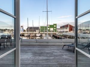 Apartment Fina - 10m from the sea by Interhome
