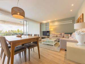 Apartment Royal III by Interhome