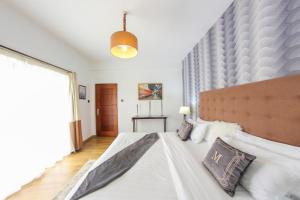 The Lofts Suites at Wood Avenue