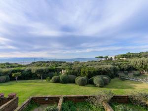 Apartment Boboli2 by Interhome